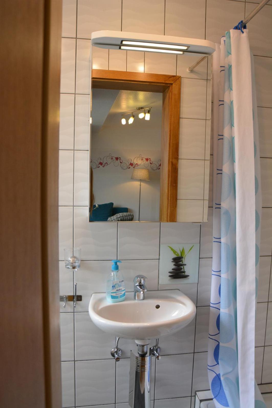 - - Your Away From Home! Apartament *