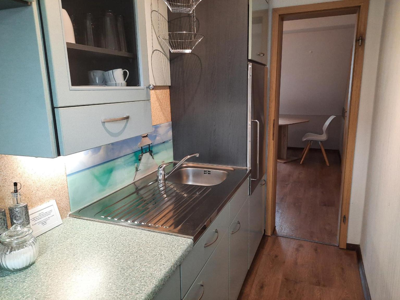 - - Your Away From Home! Apartament